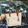 Tui Michael Kors Jet Set Signature Vanilla