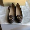 Giay Michael Kors Lillie Brown/Black Logo