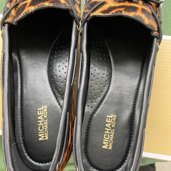 MICHAEL Michael Kors Sutton Moc Bow Detail Loafers Size 8  eBay