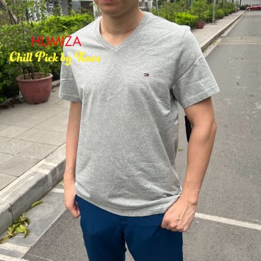 Áo Tommy Hilfiger cổ tim Men's flag V Neck tee - Màu ghi sáng