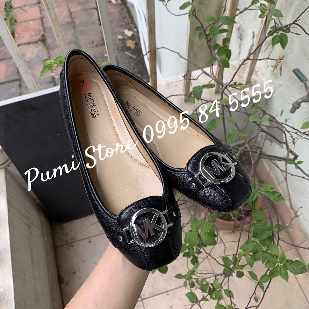 Giày Michael Kors Black tag bạc (đen khóa bạc)