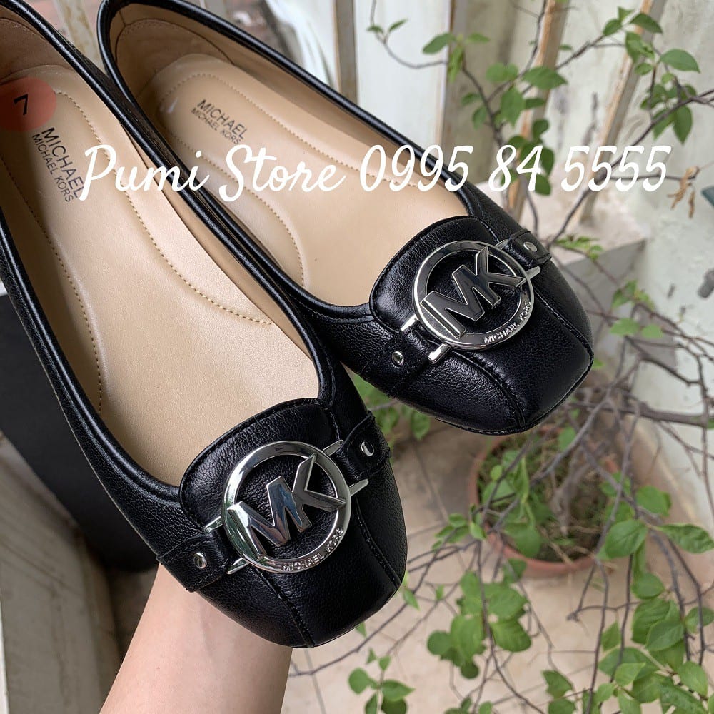 Giày Michael Kors Black tag bạc (đen khóa bạc)